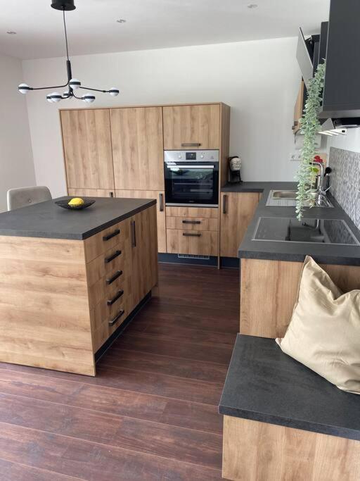 Gemuetliche Wohnung -Schwarzwald Neuweiler  Экстерьер фото