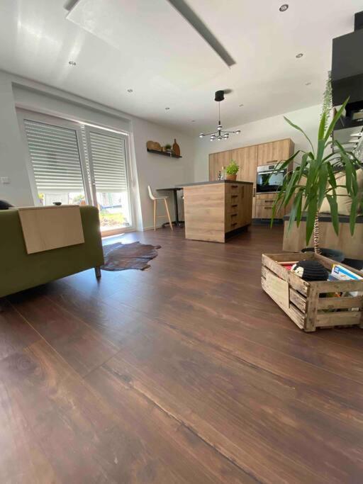 Gemuetliche Wohnung -Schwarzwald Neuweiler  Экстерьер фото