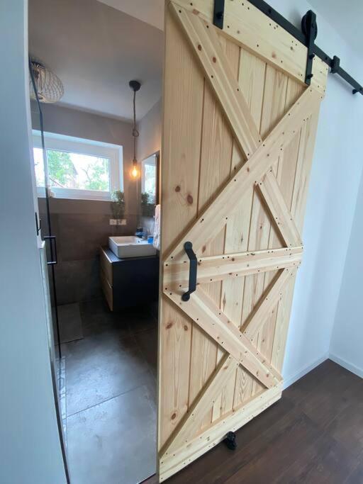 Gemuetliche Wohnung -Schwarzwald Neuweiler  Экстерьер фото